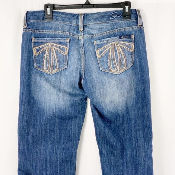 7 Lightly Distressed Bootcut Jeans 30 - Picture 6 of 13